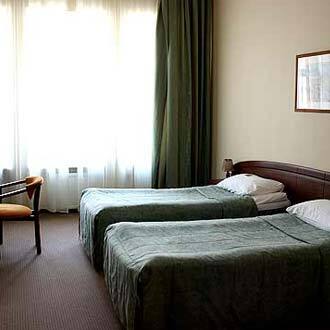Test Hotel The Abode, Gadag 3